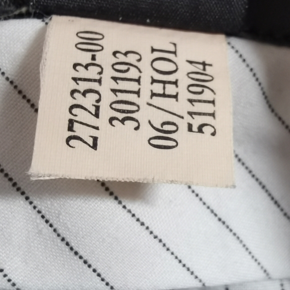 Banana Republic Men's 35/34 Black Pants - Picture 7 of 7